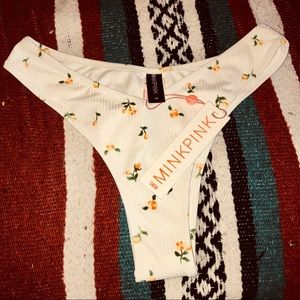 ✨MINKPINK DAYDREAMER BIKINI BOTTOMS✨